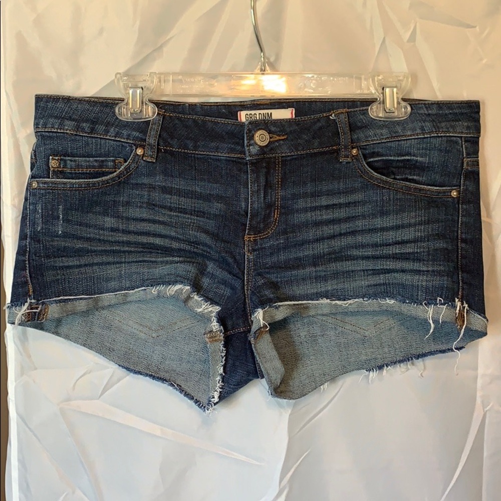 Garage dark blue jean shorts!